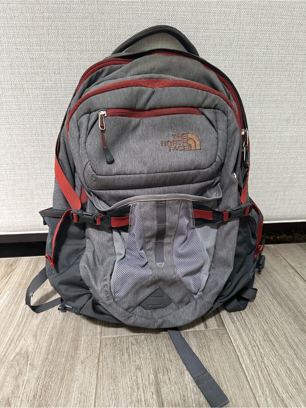The North Face Recon 26L Hiking Backpack Fits 15in Laptop Gray/Red Unisex Hiking